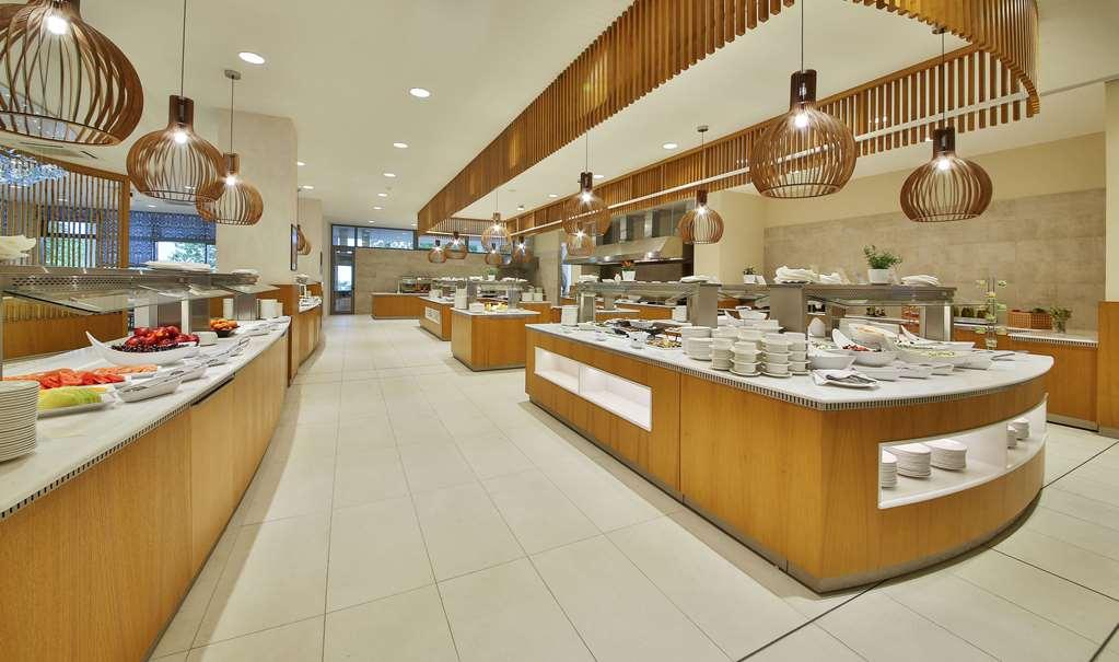 Maritim Hotel Paradise Blue 阿尔贝纳 餐厅 照片