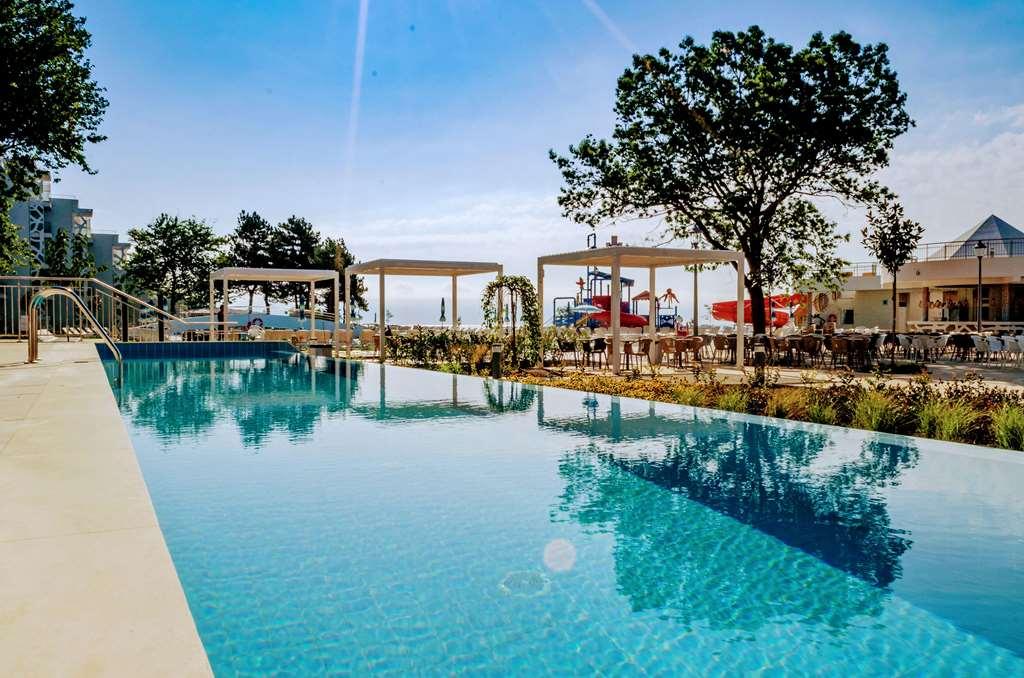 Maritim Hotel Paradise Blue 阿尔贝纳 设施 照片