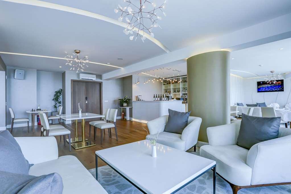 Maritim Hotel Paradise Blue 阿尔贝纳 餐厅 照片